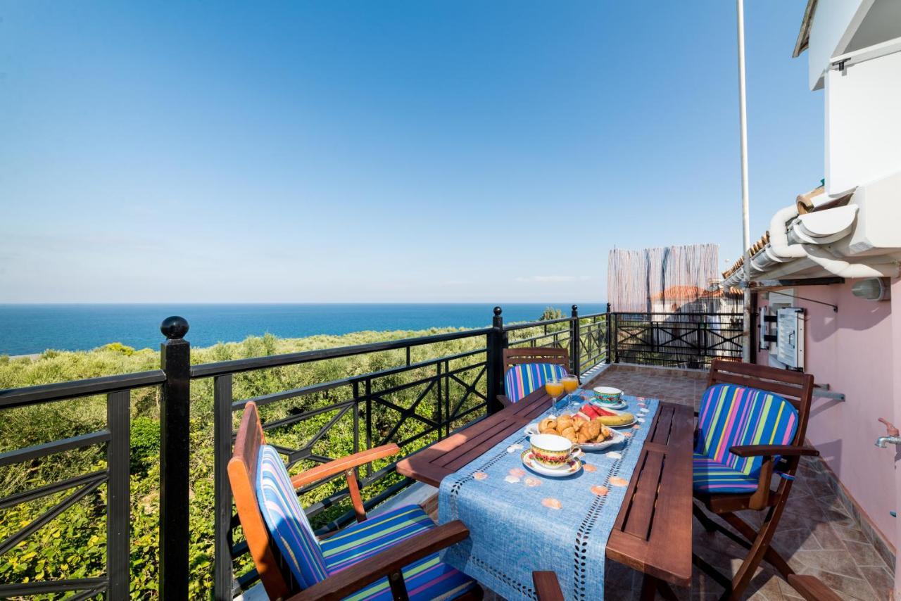 Soso'S Sea View Apartment Plános Exteriér fotografie